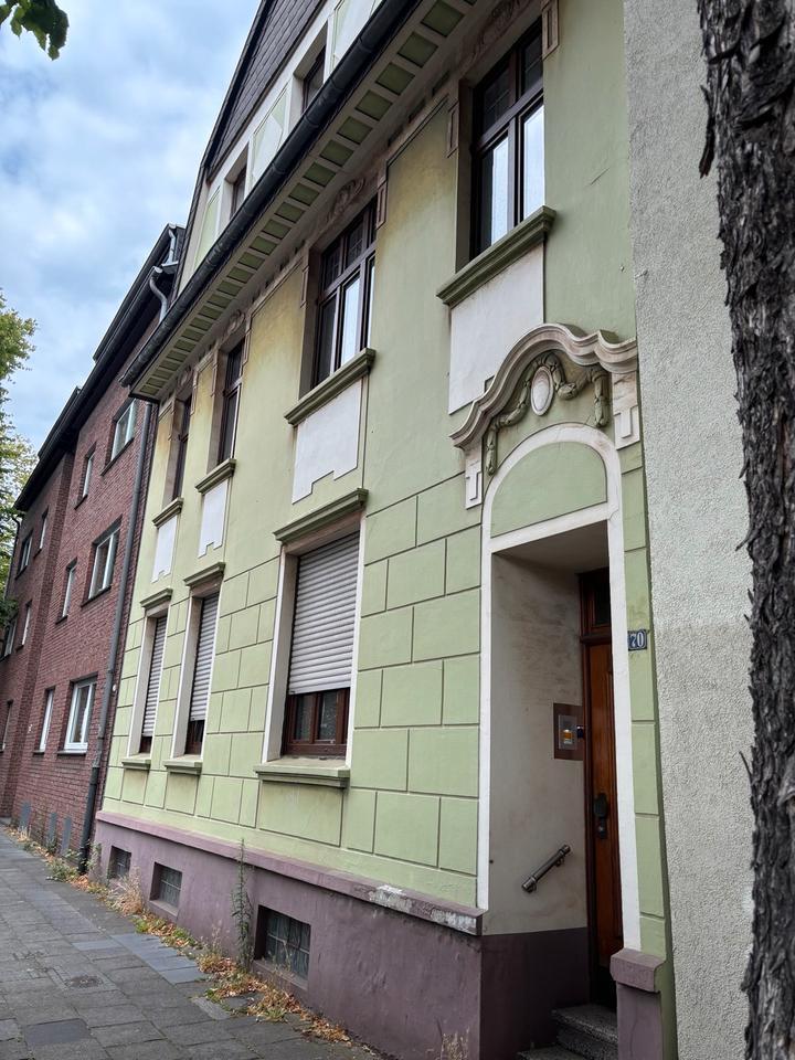 3 Familien Haus für die Familie mit Werkstatt