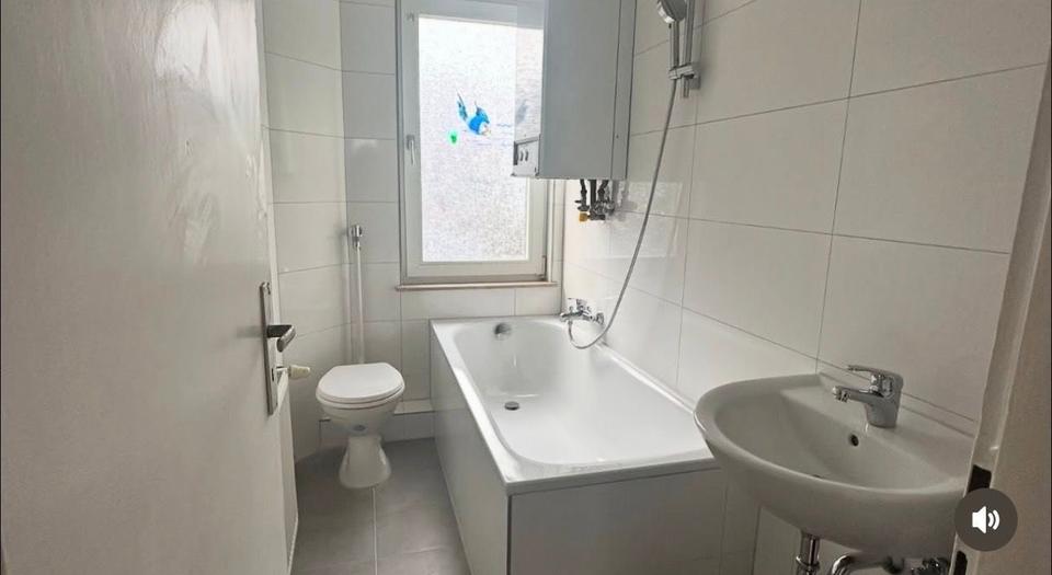 frisch renovierte 2 zimmer wohnung im 1 og alles neu renoviert 1 zimmer