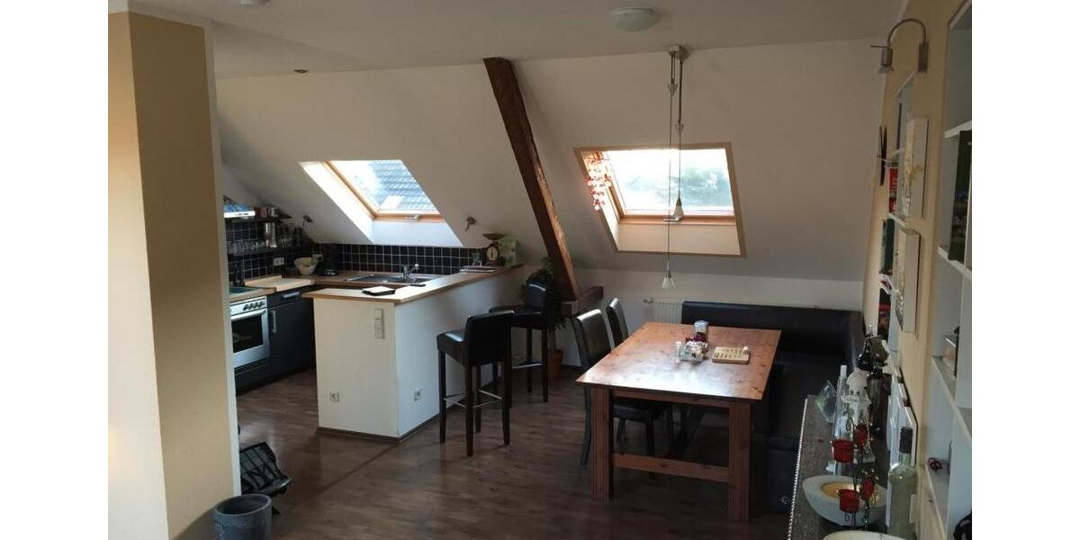 Dachgeschoßwohnung Tönisvorst - 4 Zimmer, 80 m&sup2;, 720&euro; | Angebot:26126042