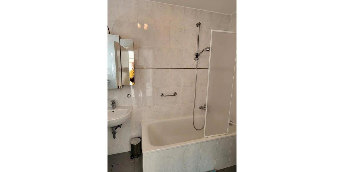 Erdgeschoßwohnung Mettmann - 2 Zimmer, 65 m&sup2;, 890&euro; | Angebot:26367899