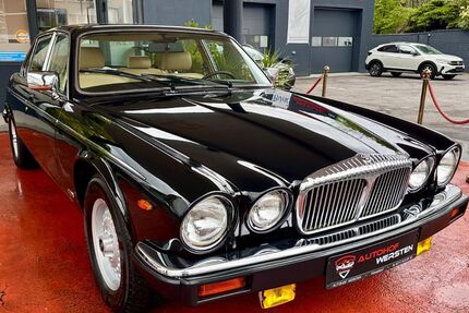 Jaguar Daimler 127.925 km 19.950 &euro; Düsseldorf 40589