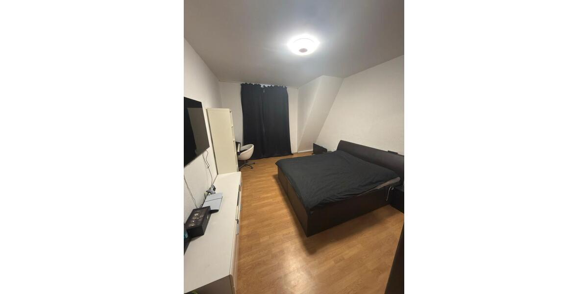 Etagenwohnung Duisburg Duisburg-Mitte - 1 Zimmer, 18 m&sup2;, 500&euro; | Angebot:26397835