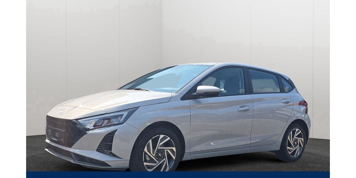 Hyundai i20 24.487 km 17.490 &euro; Herne 44653