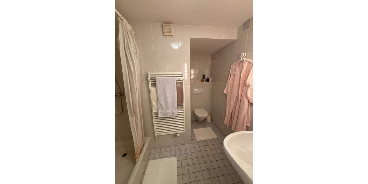 Mehrfamilienhaus, Wohnhaus Krefeld Cracau - 6 Zimmer, 223 m&sup2;, 590.000&euro; | Angebot:25390314