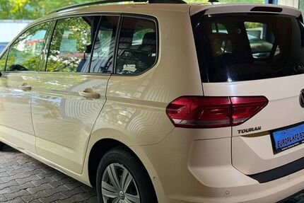 VW Touran 500.000 km 5.799 € Bottrop 46238