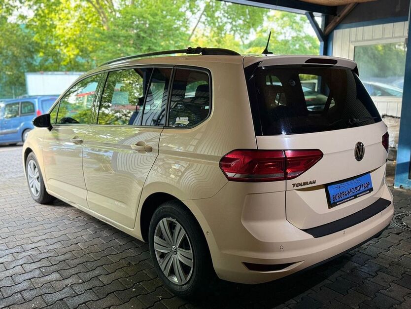 VW Touran 500.000 km 5.799 € Bottrop 46238