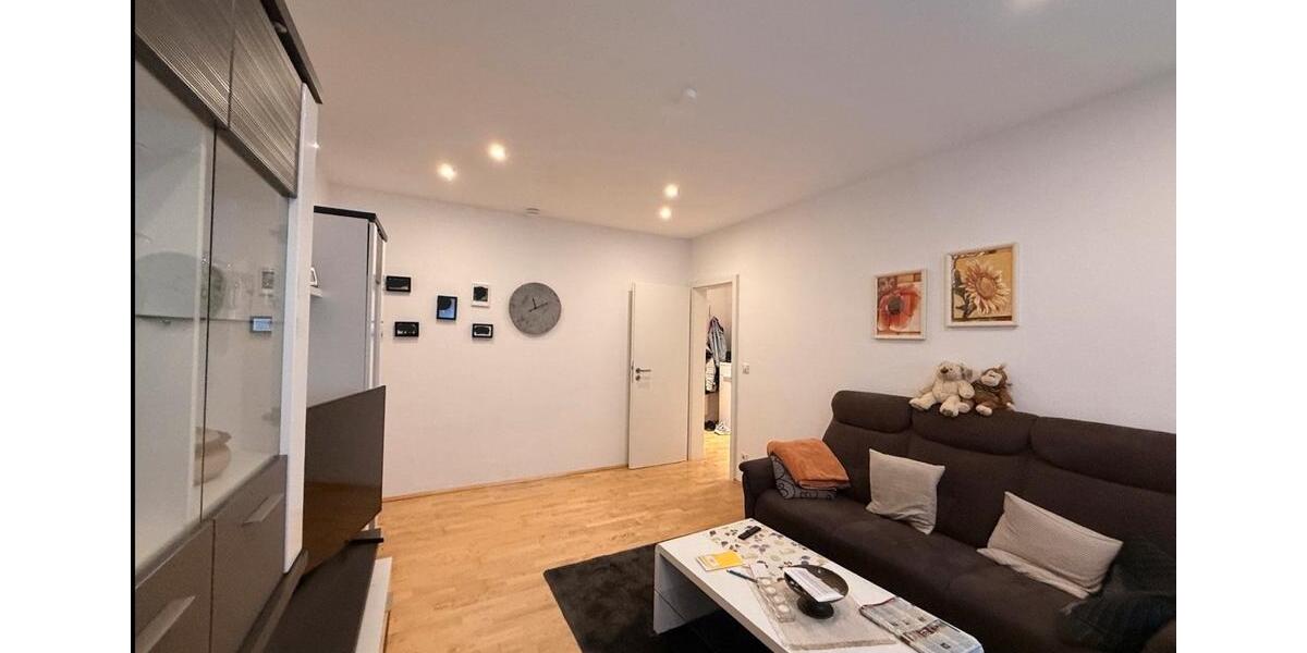 Erdgeschoßwohnung Krefeld Gellep-Stratum - 3 Zimmer, 64 m&sup2;, 159.000&euro; | Angebot:23541493