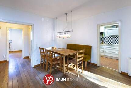 Großzügige 5-Zimmer-Wohnung mit zwei Bädern und Balkon in guter Lage von Büderich 5 zimmer