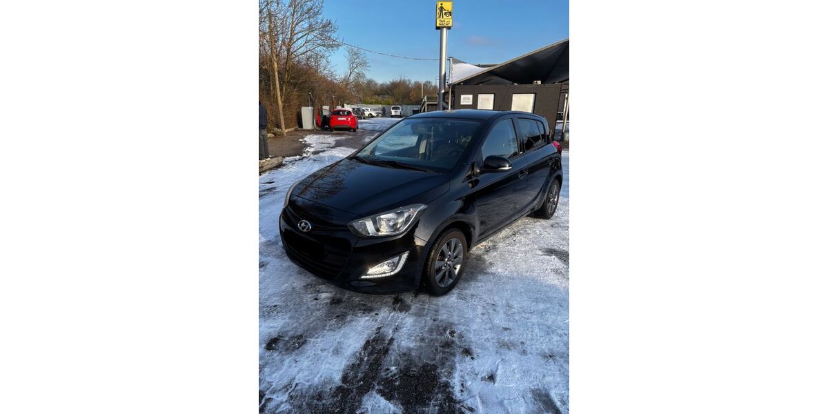 Hyundai i20 155.500 km 5.600 &euro; Moers 47441