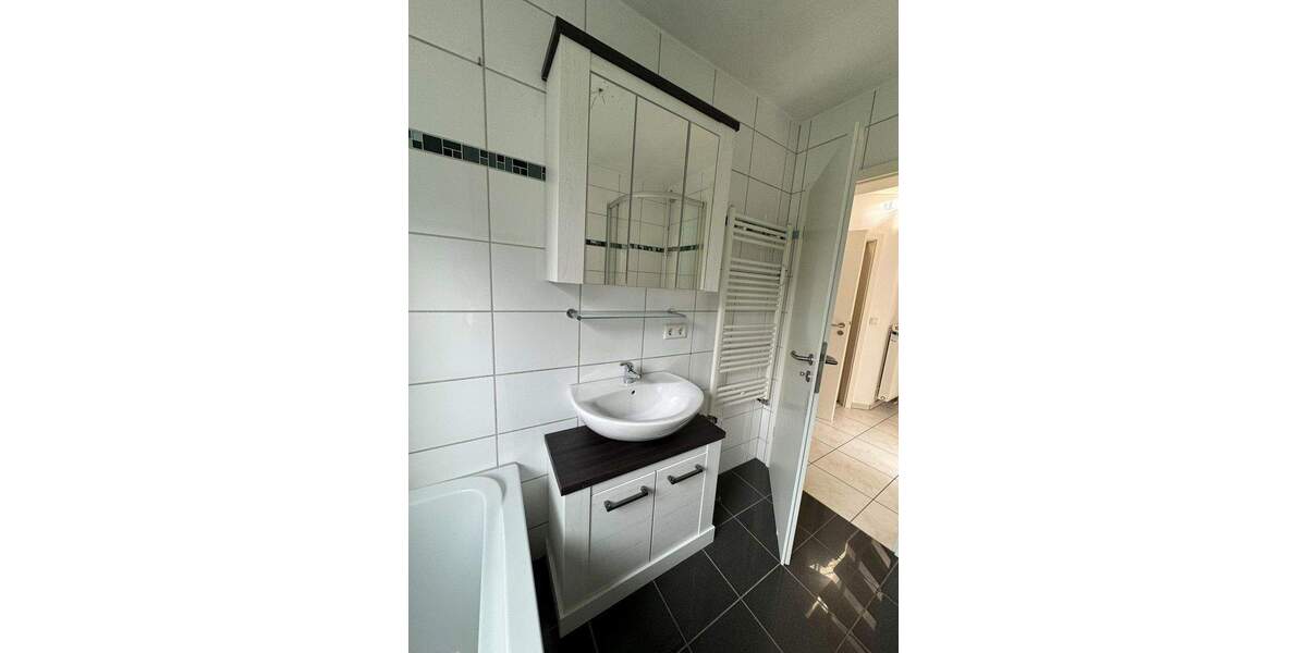 Doppelhaushälfte Dinslaken Innenstadt - 1 Zimmer, 300 m&sup2;, 679.000&euro; | Angebot:25256136