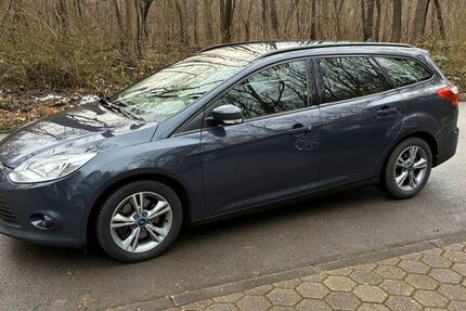 Ford Focus 135.500 km 7.400 &euro; Bochum 44793