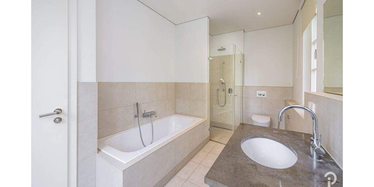 Etagenwohnung Düsseldorf Heerdt - 3 Zimmer, 117 m&sup2;, 890.000&euro; | Angebot:25736424