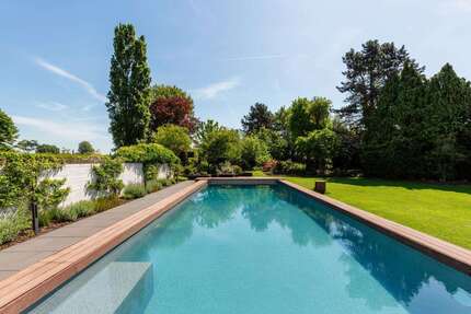 Haus zum Kaufen in Meerbusch 3.800.000 € 400 m² 8 zimmer