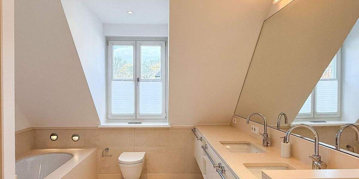 Luxuriöse 4-Zimmer-Maisonette im Zooviertel - Süd-Balkon, Einbauküche & zwei TG-Stellplätze 4 zimmer