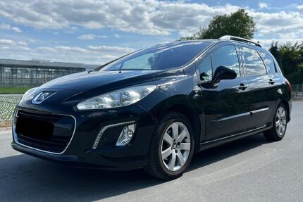 Peugeot 308 92.000 km 4.998 &euro; Düsseldorf 40221