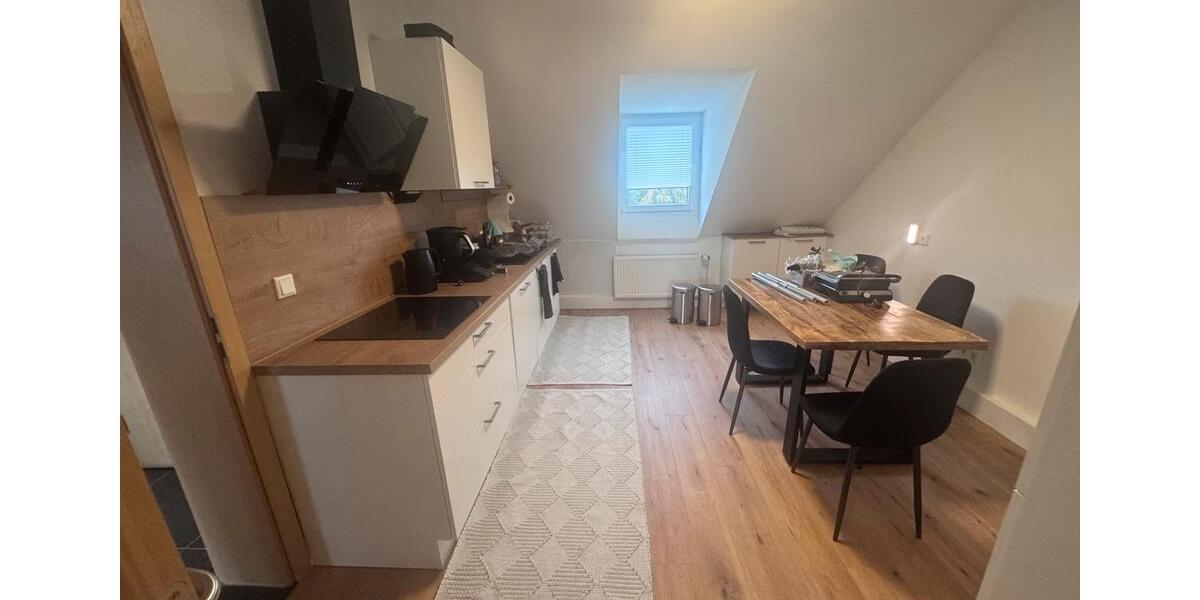 Dachgeschoßwohnung Gelsenkirchen Gelsenkirchen-West - 2.5 Zimmer, 70 m&sup2;, 120.000&euro; | Angebot:24751825