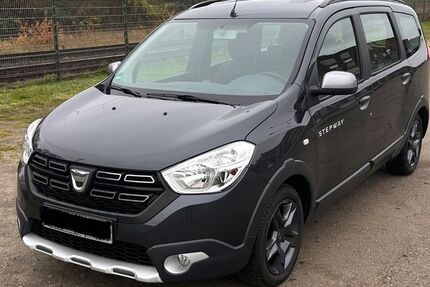 Dacia Lodgy 53.000 km 8.900 &euro; Oberhausen 46047