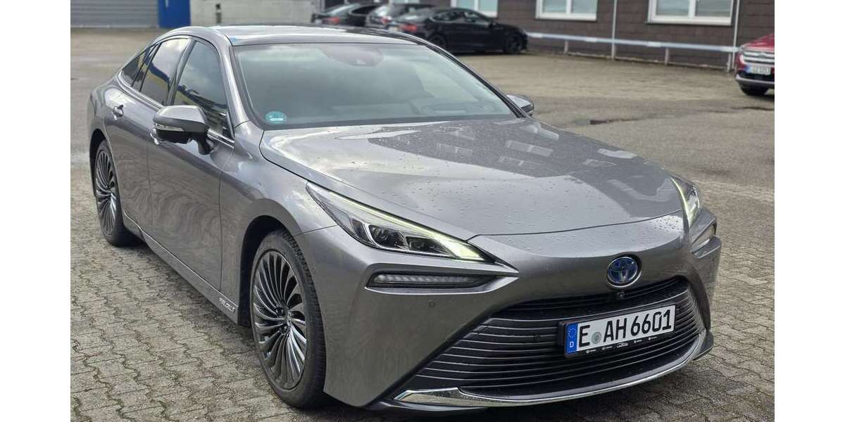 Toyota Mirai 9.500 km 24.950 &euro; Essen 45141