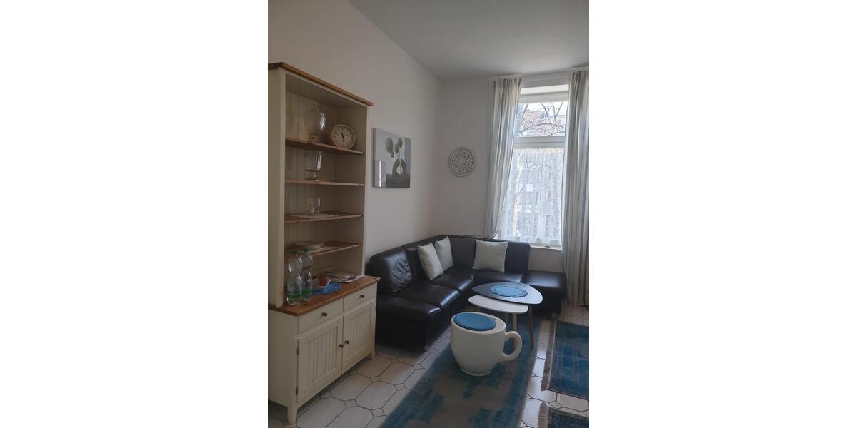 Etagenwohnung Krefeld Benrad - 4 Zimmer, 100 m&sup2;, 1.300&euro; | Angebot:25514427