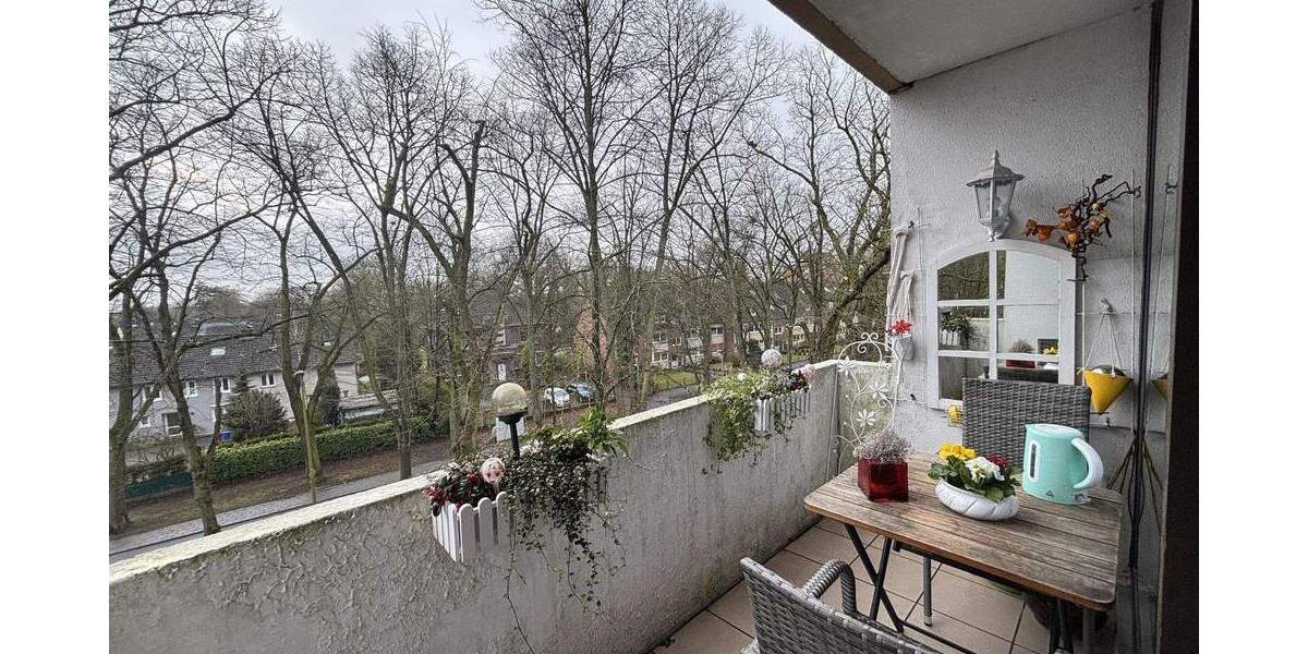 Etagenwohnung Krefeld Kempener Feld/Baakeshof - 2 Zimmer, 61 m&sup2;, 89.000&euro; | Angebot:25247384