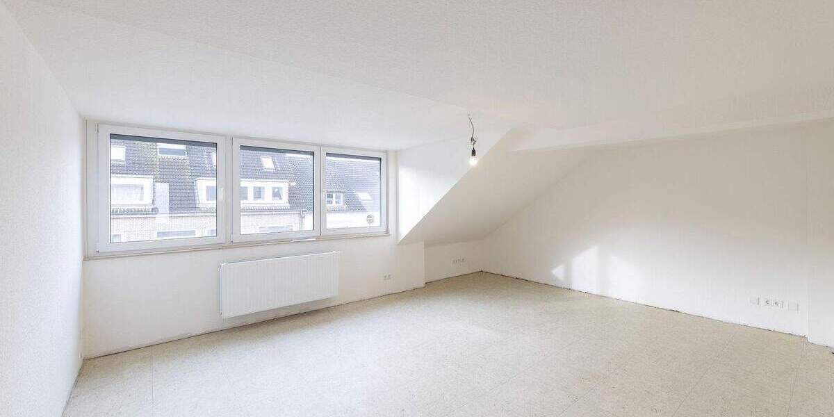 * DG-Wohnung * 2 helle Zimmer + Wohnküche + Hobbyraum & Balkonoption * 2 zimmer