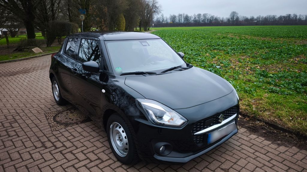 Suzuki Swift 28.700 km 17.200 &euro; Essen 45219