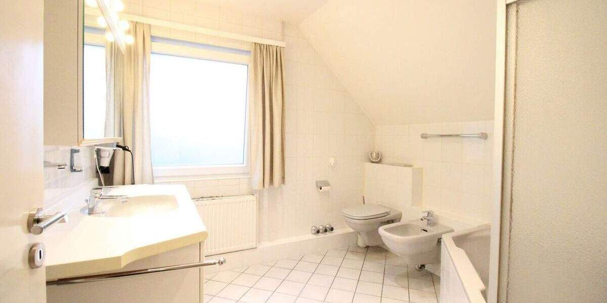 Einfamilienhaus Meerbusch Osterath - 4 Zimmer, 167 m&sup2;, 850.000&euro; | Angebot:25425426