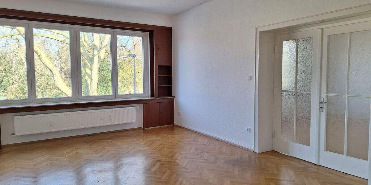 Etagenwohnung Bochum Ehrenfeld - 4 Zimmer, 166 m&sup2;, 1.530&euro; | Angebot:25601024