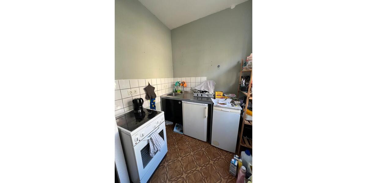 Etagenwohnung Düsseldorf Oberbilk - 1 Zimmer, 28 m&sup2;, 370&euro; | Angebot:25569577