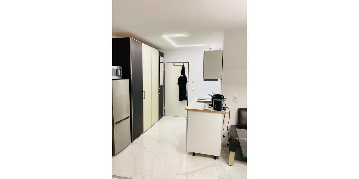 Apartment 25 qm auf EG möbliert nähe Bahnhof in 40476 Düsseldorf 1 zimmer