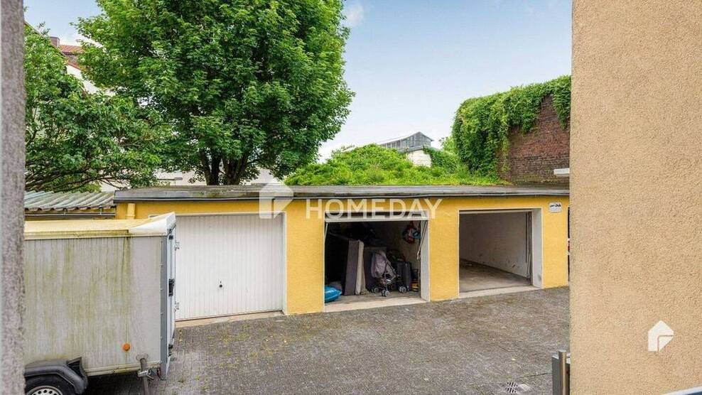 Großzügige 4-Zimmer-Etagenwohnung mit Garage in idealer Lage