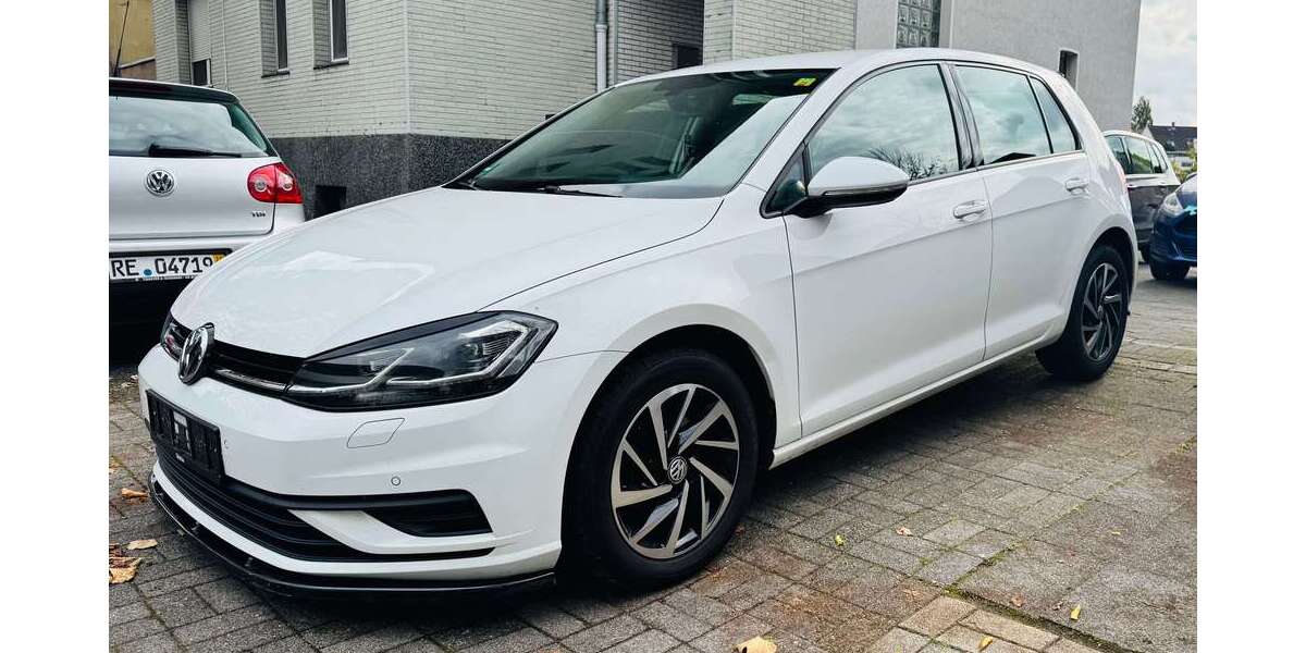 VW Golf 203.000 km 12.300 € Recklinghausen 45663
