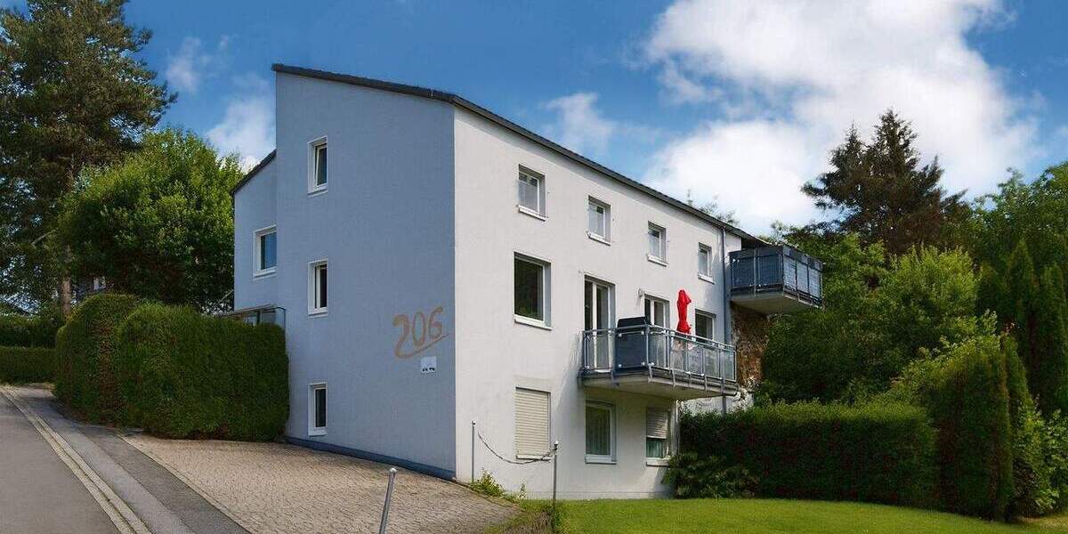 Charmante 3-Zimmer-Gartengeschosswohnung mit Terrasse und Stellplatz in gepflegtem Dreifamilienhaus 3 zimmer