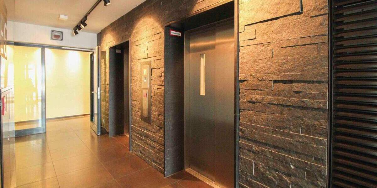 Etagenwohnung Düsseldorf Pempelfort - 2 Zimmer, 90 m&sup2;, 675.000&euro; | Angebot:25568428