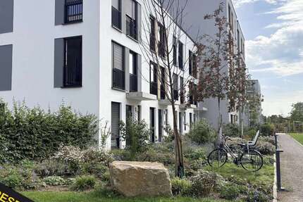 Haus Düsseldorf Heerdt - 5 Zimmer, 120 m&sup2;, 2.900&euro; | Angebot:27346582