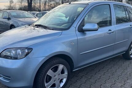 Mazda 2 87.127 km 3.690 &euro; Recklinghausen 45665
