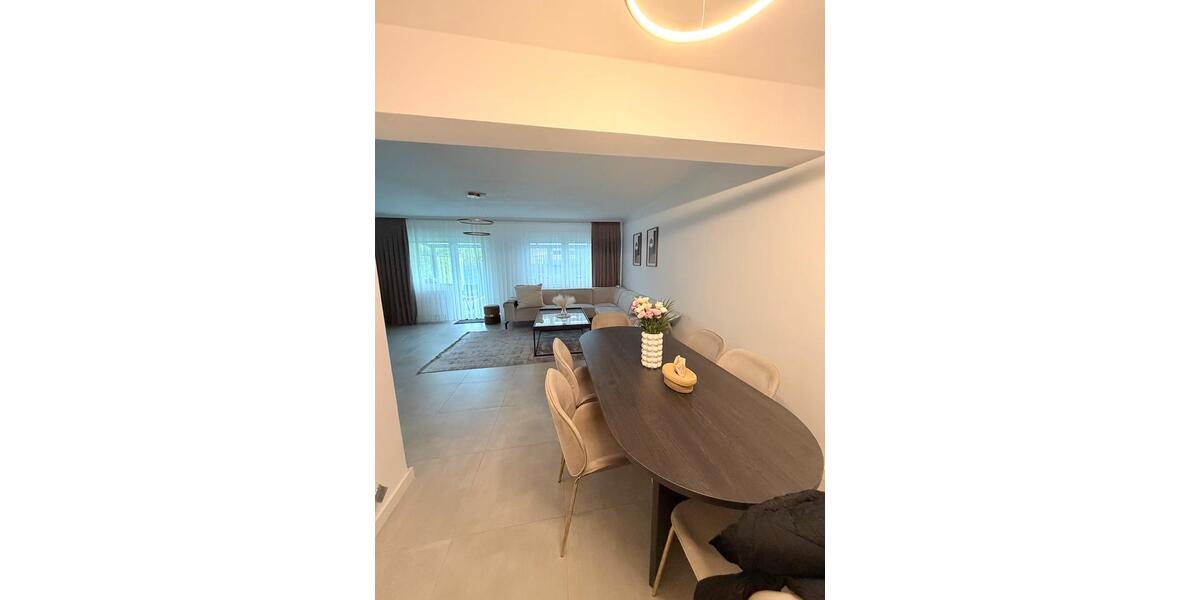 Reihenhaus Krefeld Gellep-Stratum - 5 Zimmer, 110 m&sup2;, 439.000&euro; | Angebot:25547120