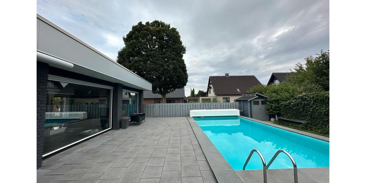 Leben auf einer Ebene-Bungalow mit Garage, Pool & Wohlfühlgarten 2 zimmer