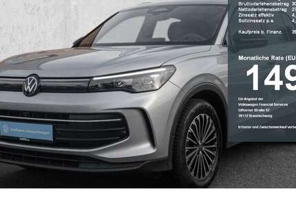 VW Tiguan 16.450 km 35.420 € Düsseldorf 40474