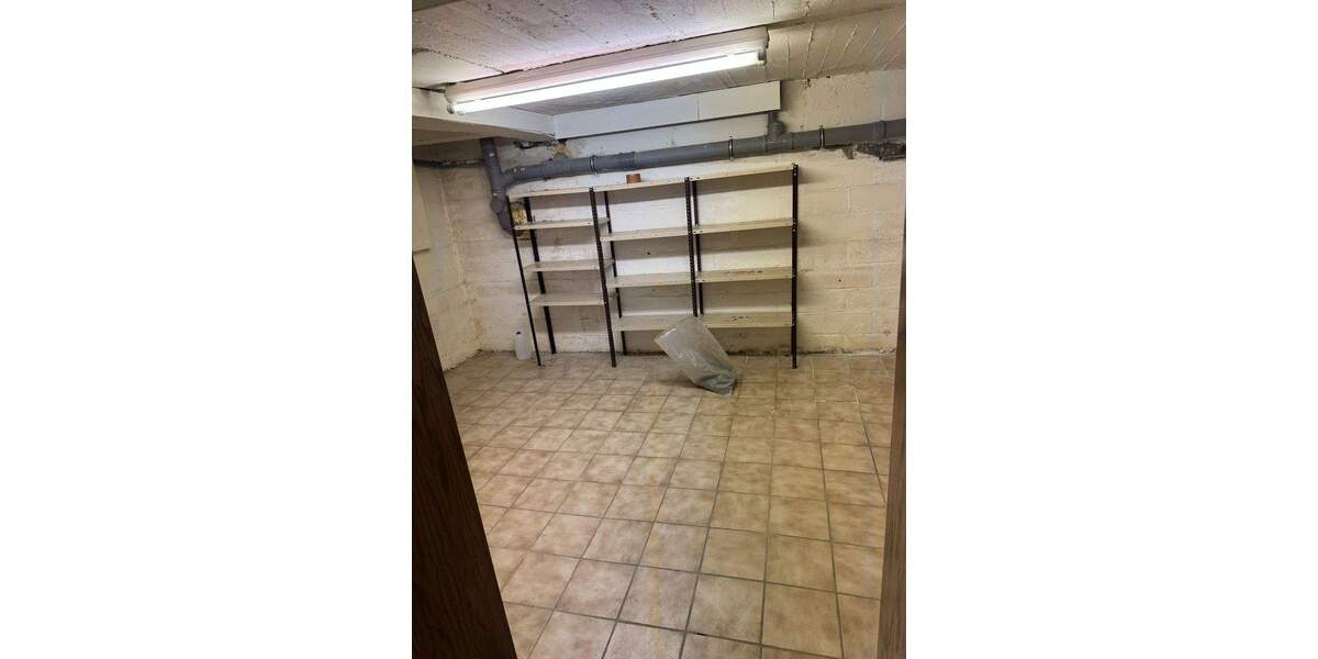 Alles was das Herz begehrt - Freistehendes Ein- Zweifamiliendomizil mit paradiesischem Garten 9 zimmer