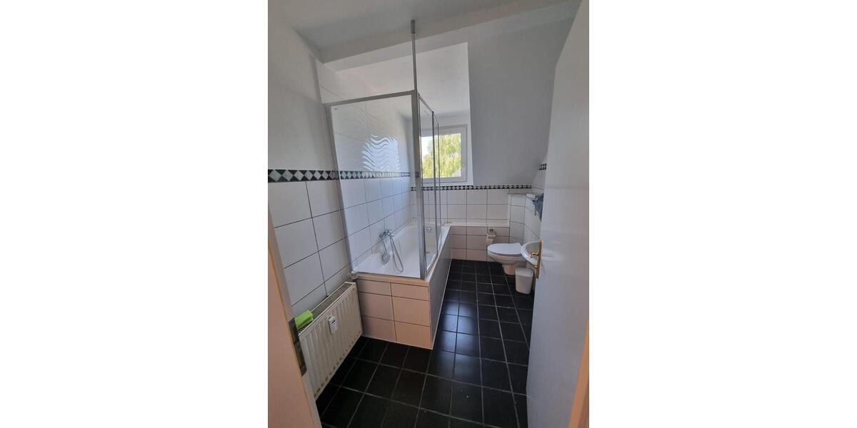 Schöne 4 Zimmer Wohnung möbliert im Herzen von Velbert 4 zimmer