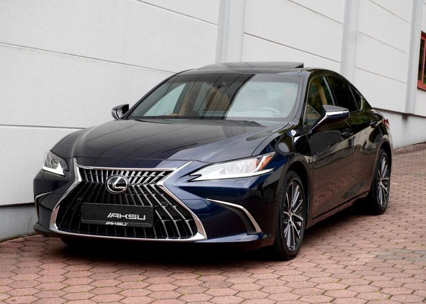 Lexus ES 300 25.000 km 39.900 € Velbert 42551