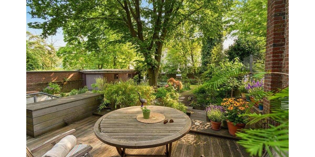 Reihenendhaus Duisburg Duissern - 9 Zimmer, 342 m&sup2;, 1.365.000&euro; | Angebot:26851078