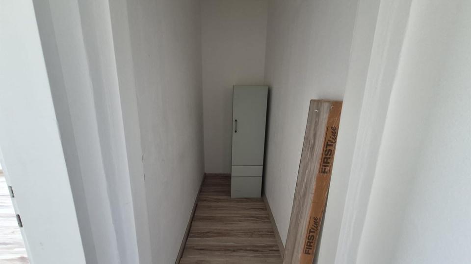 Etagenwohnung Duisburg Rheinhausen - 2 Zimmer, 49 m&sup2;, 85.000&euro; | Angebot:27437379