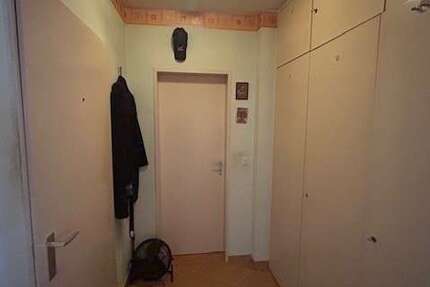 Wohnung zum Mieten in Gelsenkirchen 300 € 34.92 m² 1.5 zimmer