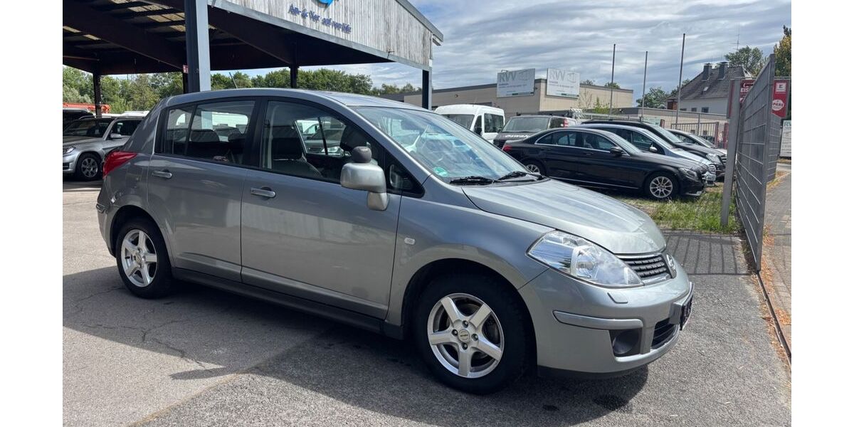 Nissan Tiida 70.000 km 3.490 &euro; Essen 45356