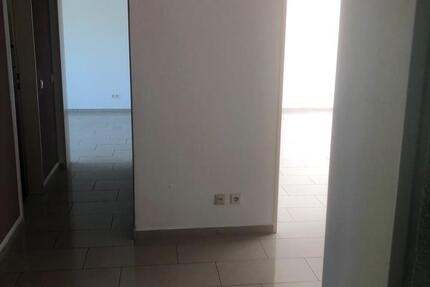 Wohnung Essen Stadtbezirk III - 3.5 Zimmer, 82 m&sup2;, 990&euro; | Angebot:26384300