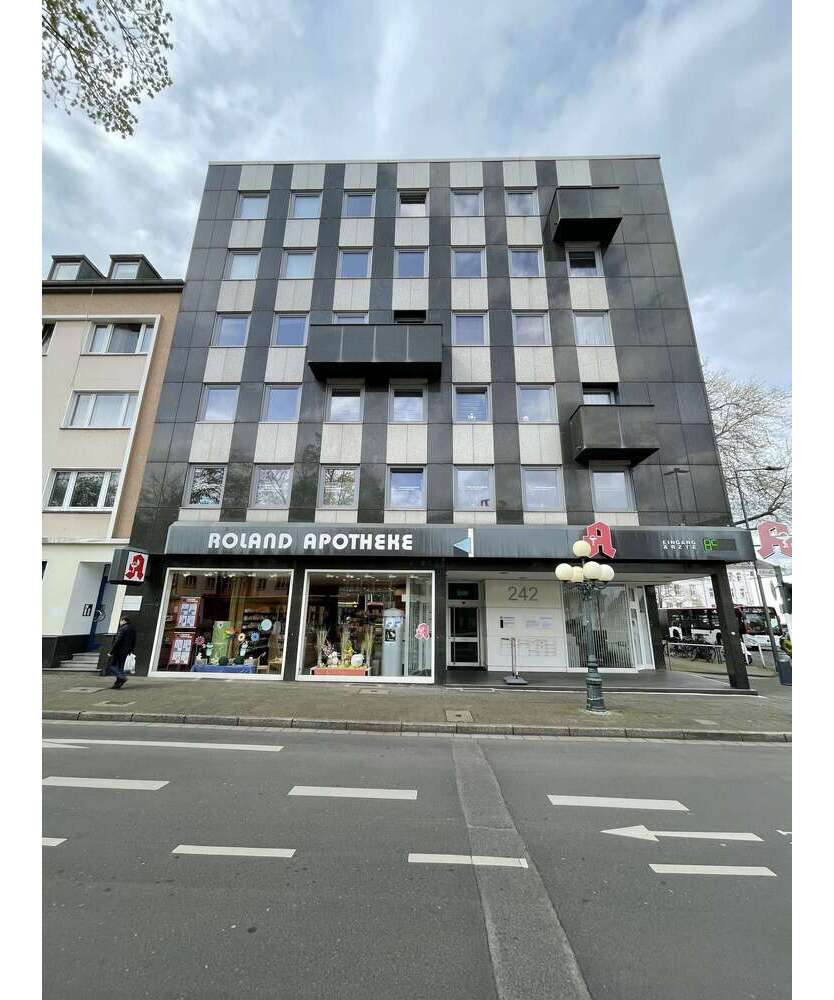 Büro in Krefeld 1.750 € 140 m²