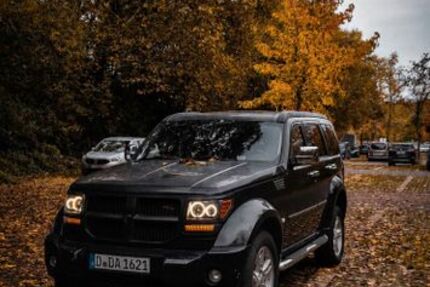 Dodge Nitro 160.000 km 2.800 &euro; Dusseldorf 40217
