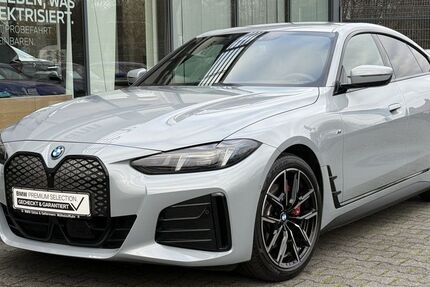 BMW i4 16.268 km 51.550 &euro; Mülheim 45472